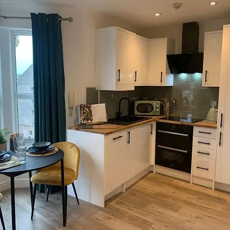 Alto - Lovely 2 Bedroom Serviced By Mint Daire Bristol